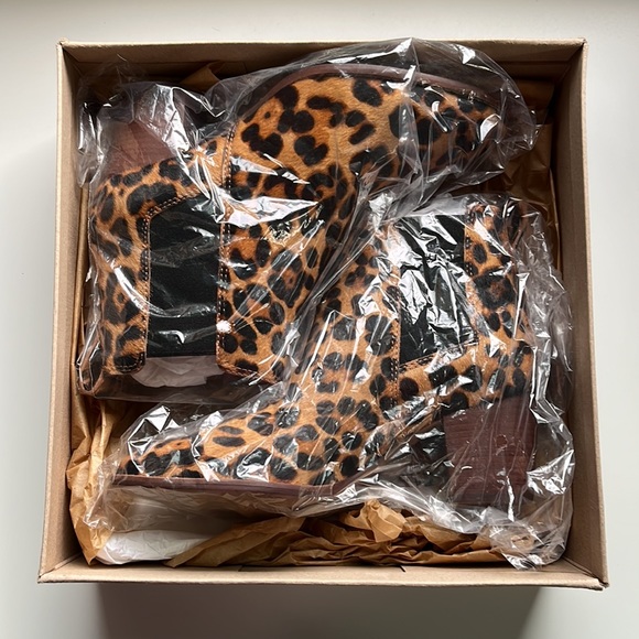 NIB Madewell Regan Boot in Leopard Calf Hair - Picture 10 of 11